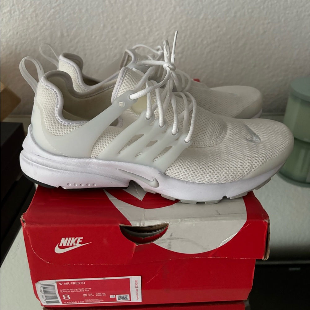 Nike women’s presto’s, size 8